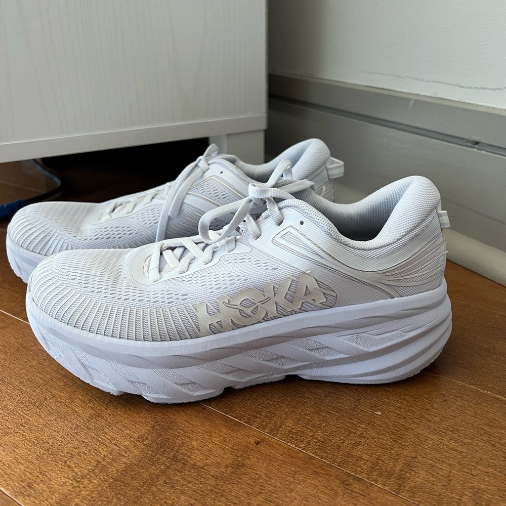 HOKA BONDI 7 - like new